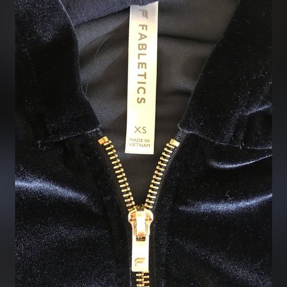 🔥Fabletics | Women’s navy velour gold zipper front hoodie, front pockets size XS - Picture 11 of 13